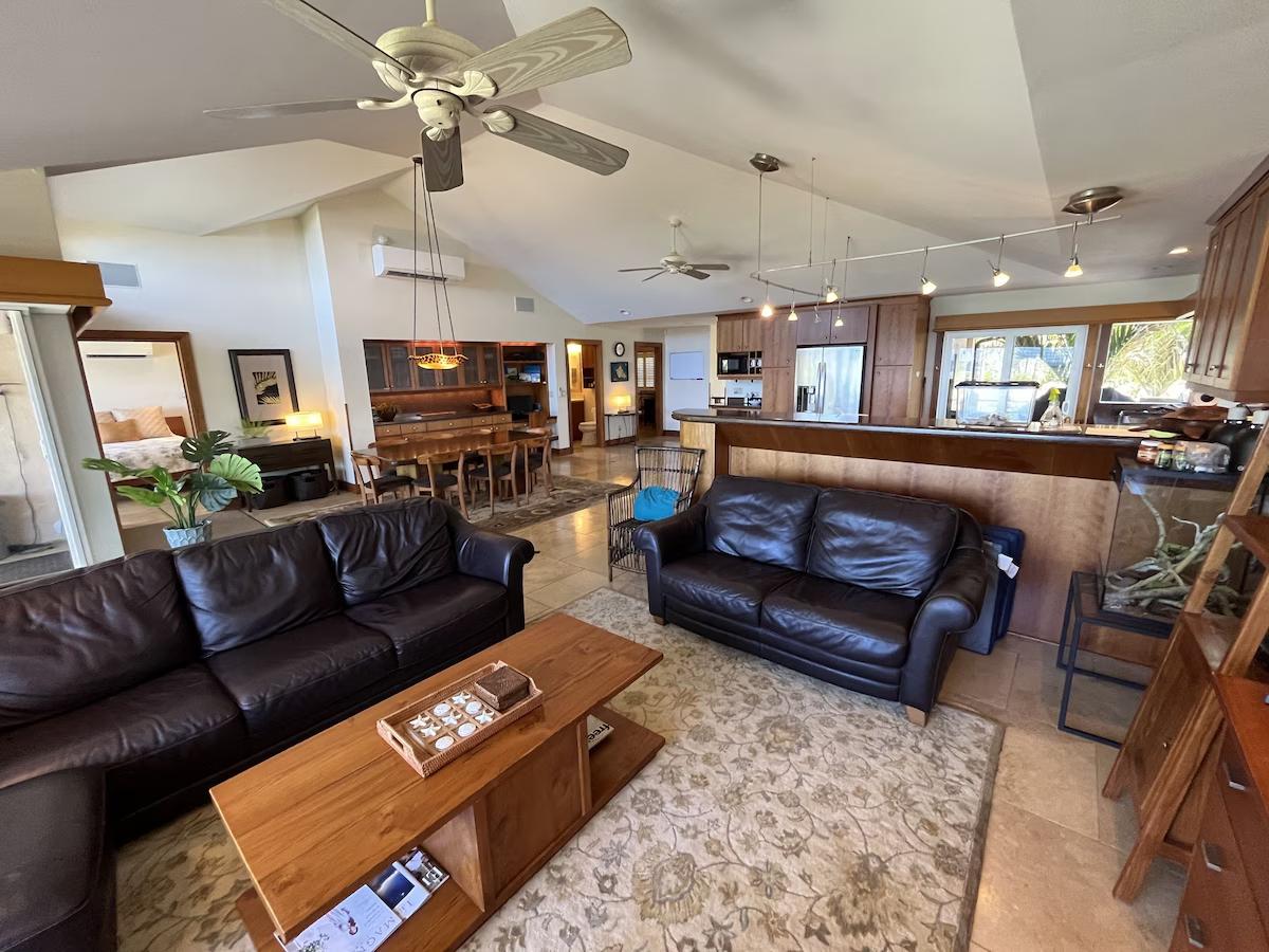 Living Room with 65in TV